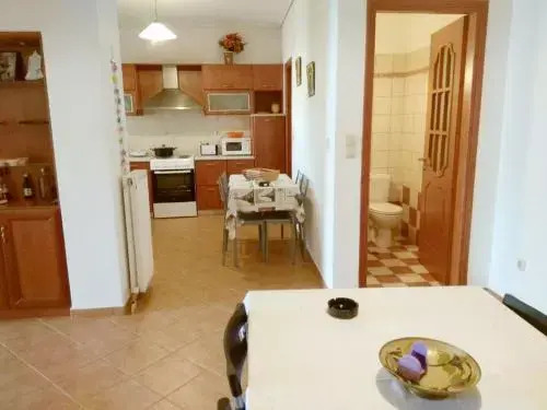 Nikolaos House