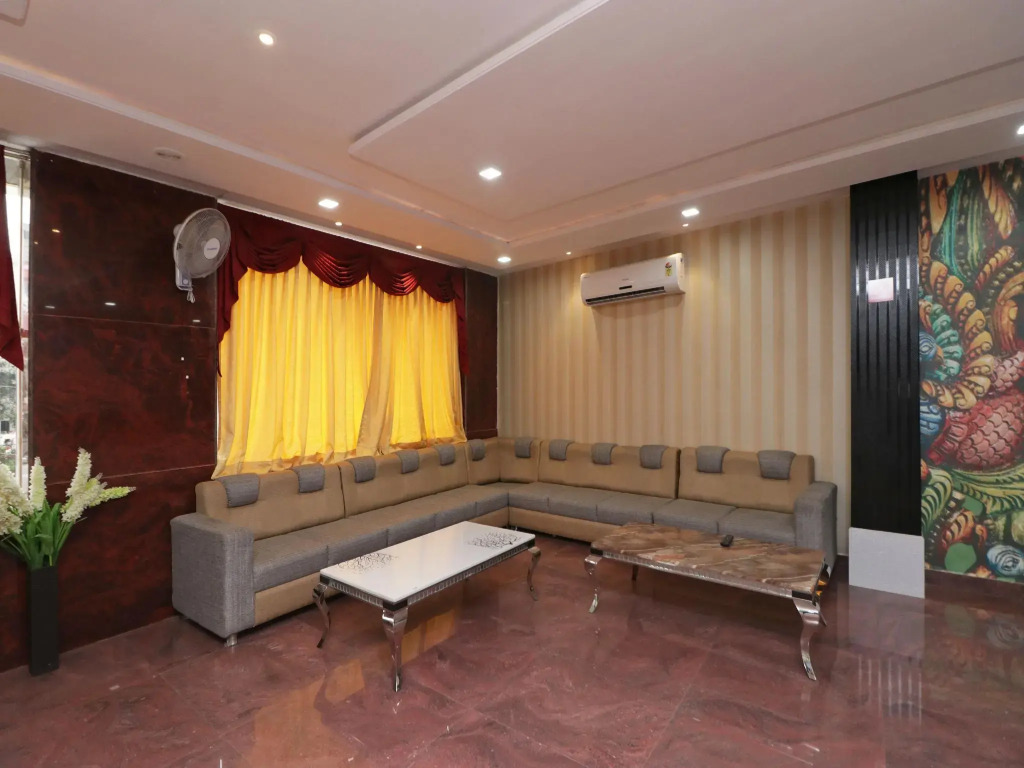 OYO 12750 Hotel Jalsa
