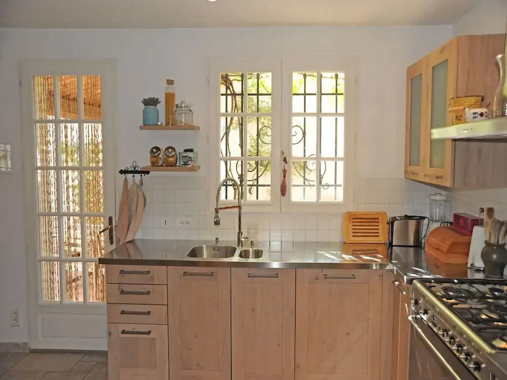 Child-friendly Holiday Home in Esparron-de-verdon