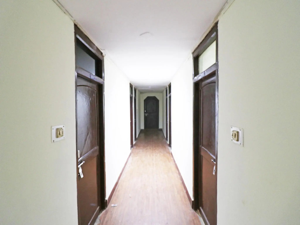 OYO 18508 Hotel Shreya