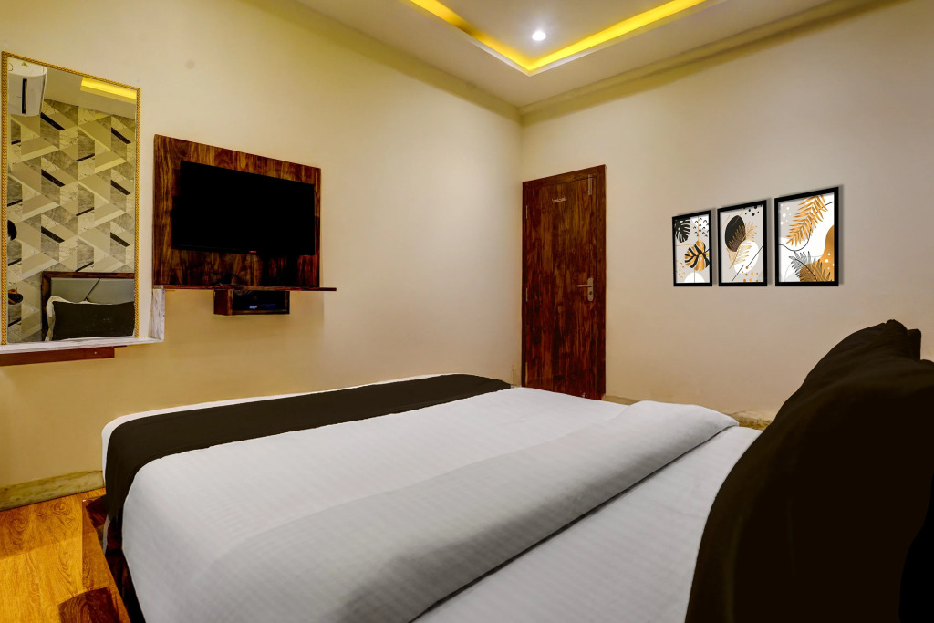 Collection O Shri Sai Baba Temple Formerly Hotel Maitreya