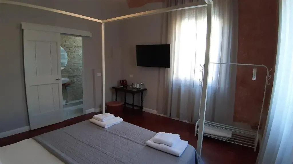 B&B Suite 44