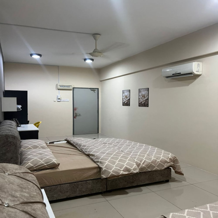 The Suncity Inn