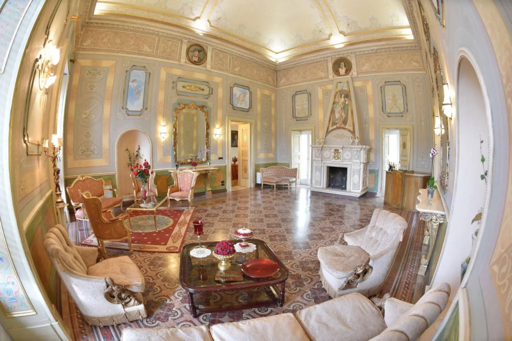 Palazzo De Castro