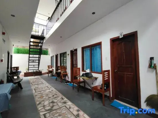 Love Vega Hometel El Nido near Beach
