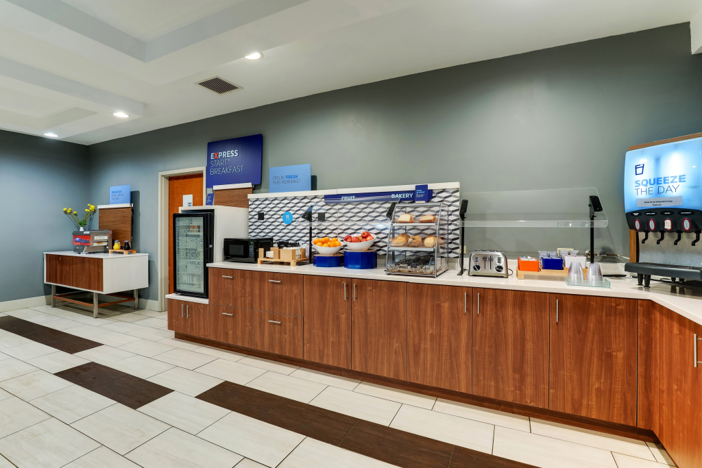 Holiday Inn Express Hotel & Suites Bryan-Montpelier by IHG
