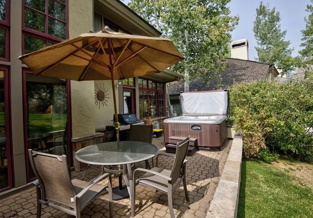 Enclave 158 4 Bedroom Home by RedAwning