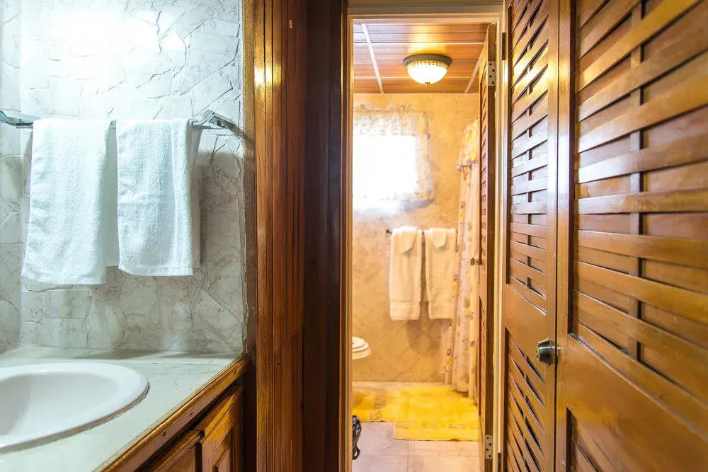 Sky Box Beach Suite at Montego Bay Club