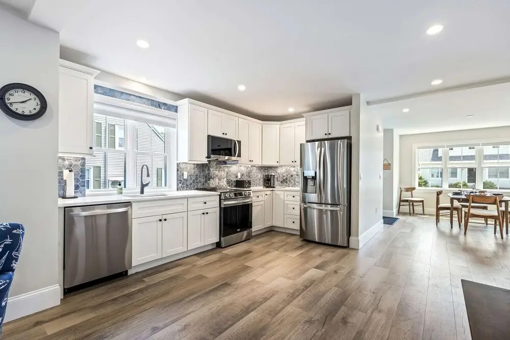 Bourne By The Beach Beautiful Home for 6 Near Shops and the Shore