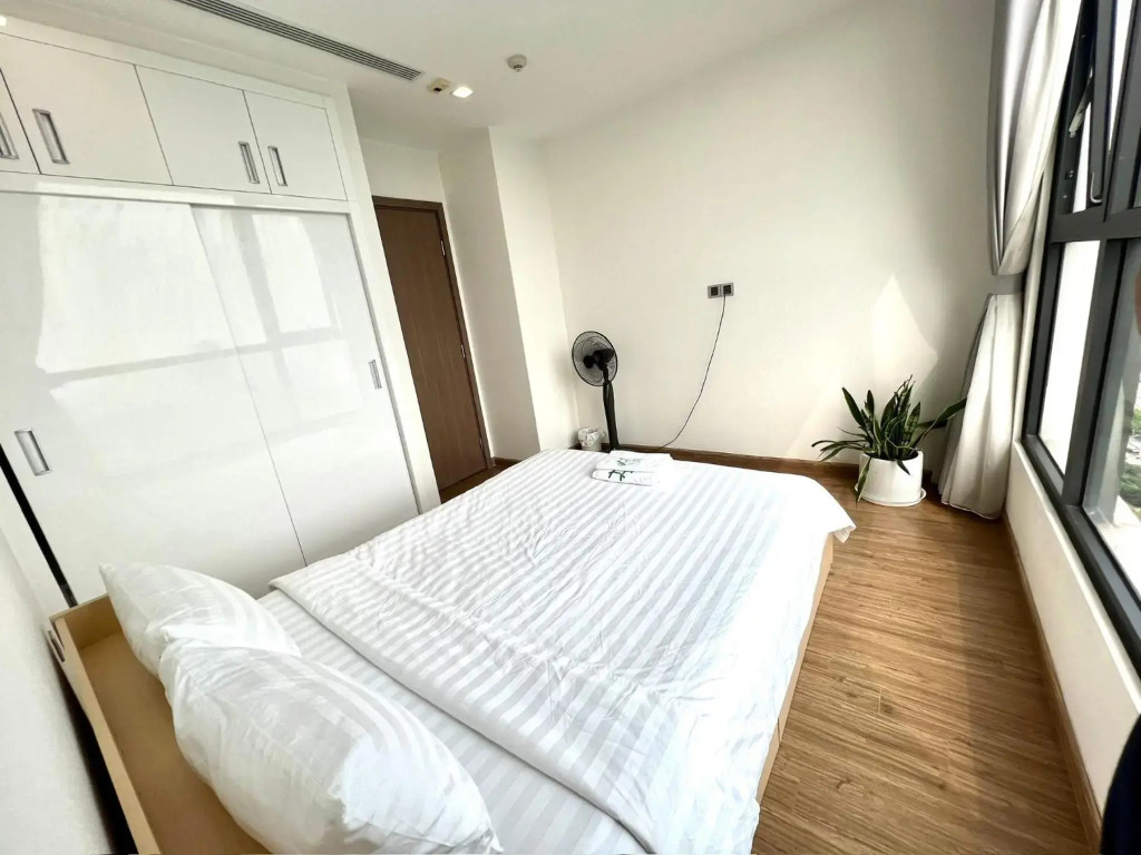 2 Bedrooms in luxury @Vinhomes Green Bay Ha Noi.