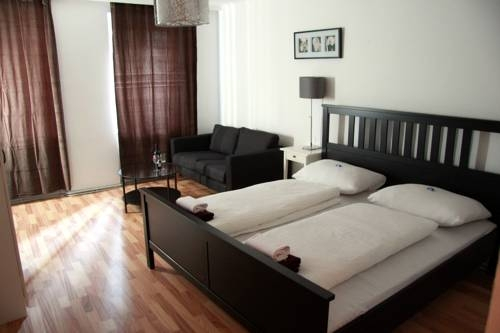 Livingston Apartment Central