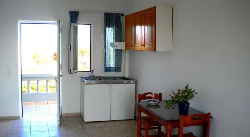 Anthemis Apartment