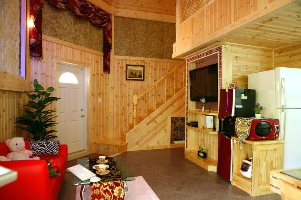 Story Vally Pension