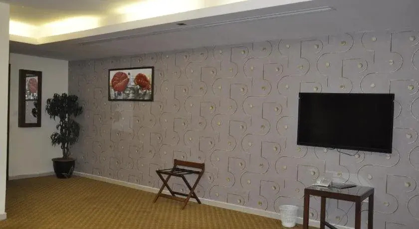 Tapa Suites