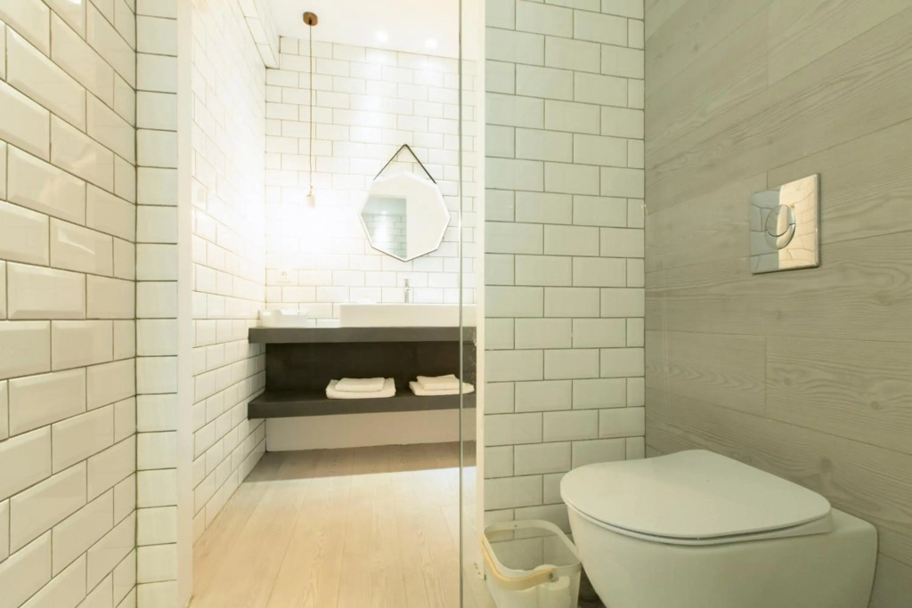 High-End Luxury Apartment