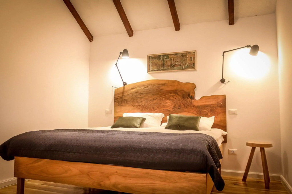 Elma Guesthouse