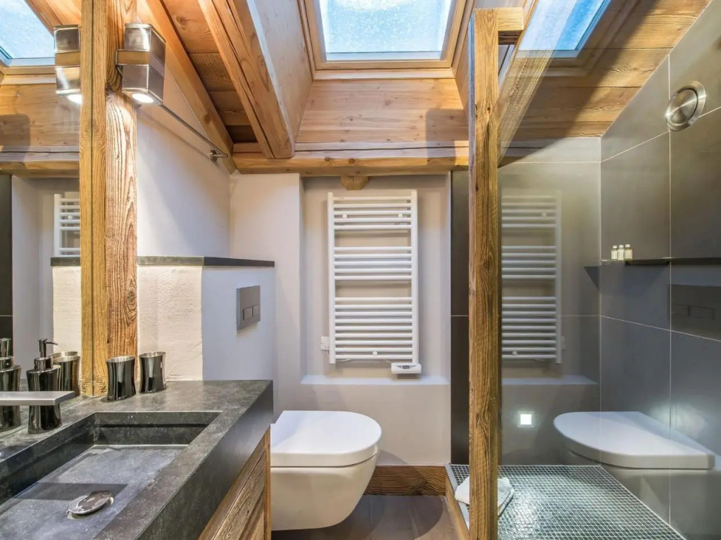 Chalet chaleureux avec SPA proche pistes à Méribel - FR-1-566-24