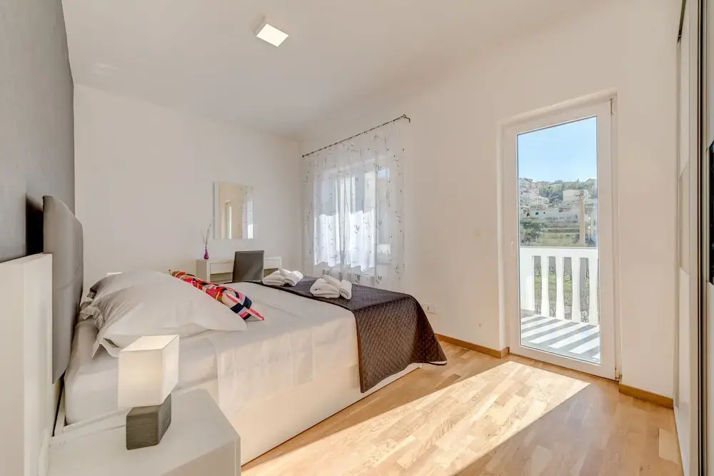 LCT Oleander Apartments
