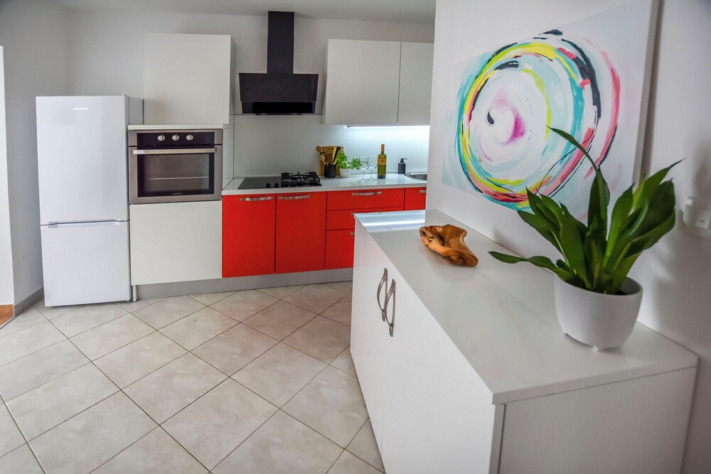 House Ana