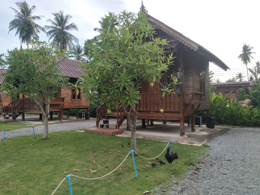 Yoo Sabai Resort