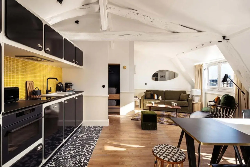 My Maison In Paris - Louvre