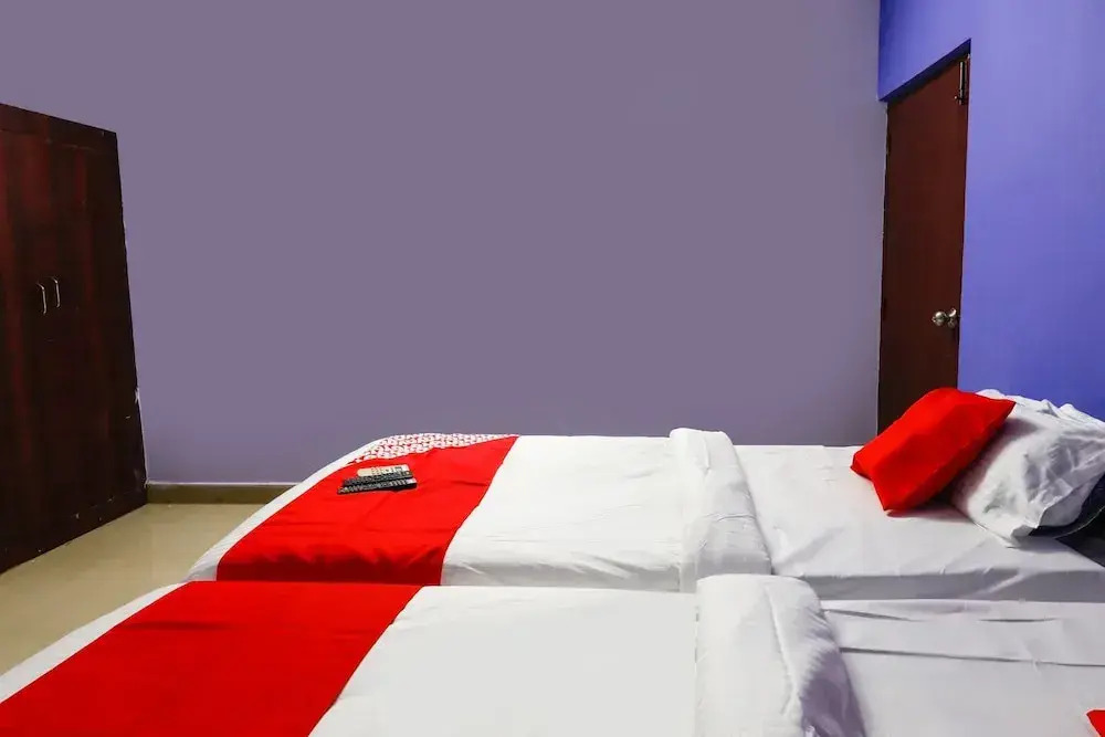 OYO Flagship 65280 Hotel Nandini