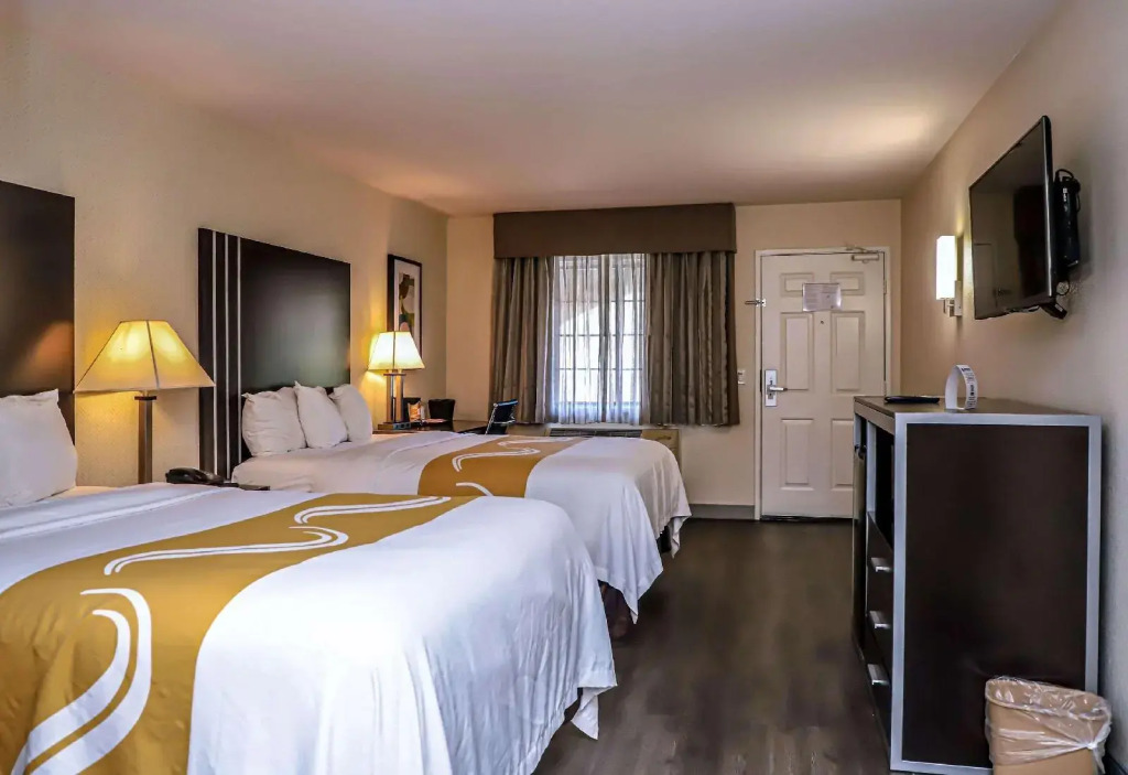 Quality Inn & Suites Camarillo-Oxnard