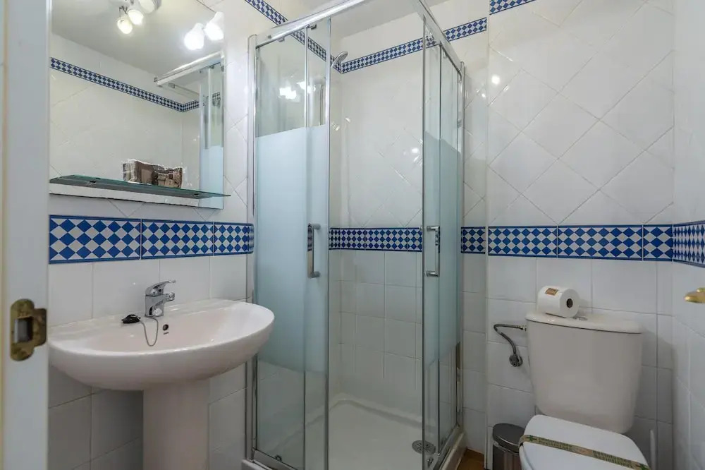 Apartment 100m From Beach