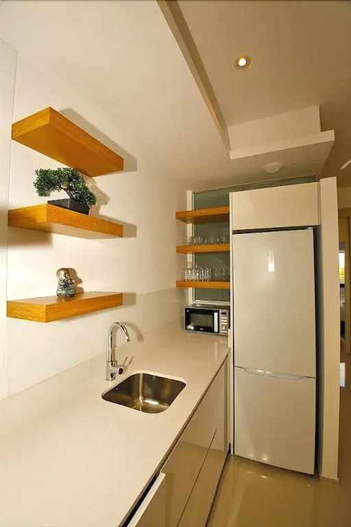 Pepper Street Apartment