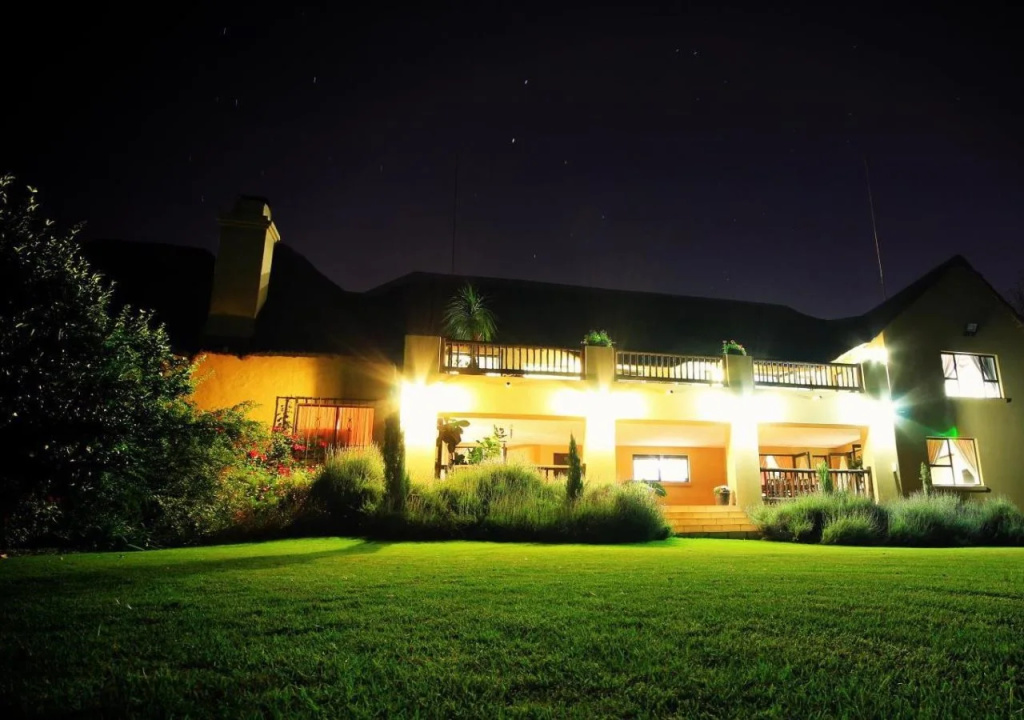 Blue Hills Lodge & Conference Centre