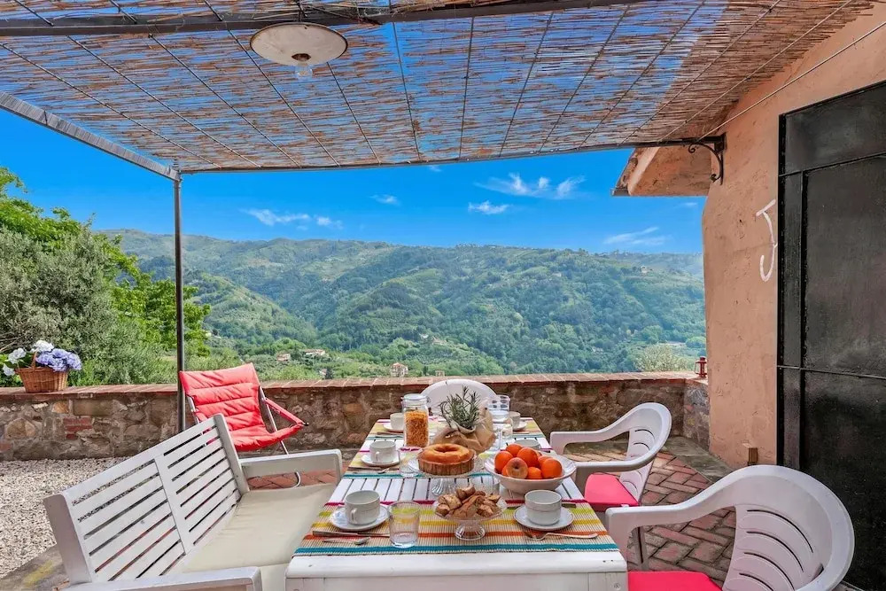 Villa Ortensie Garden with amazing view - Happy Rentals