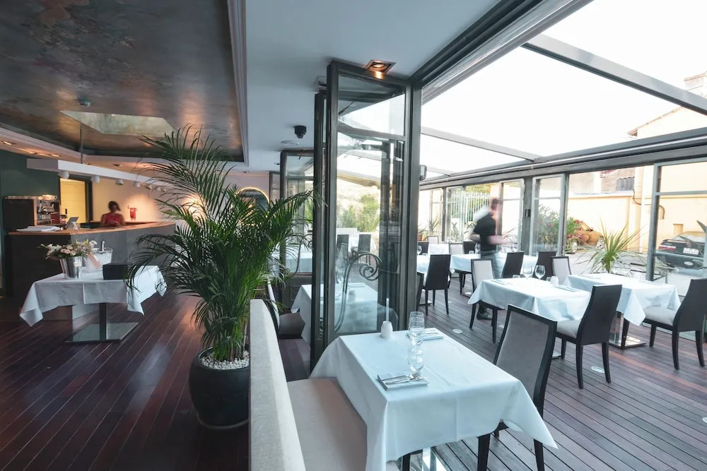 Hotel Restaurant La Villa Arena