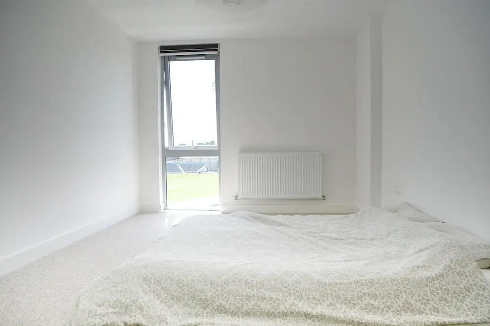 Bright 2 Bedroom Apartment in Bristol