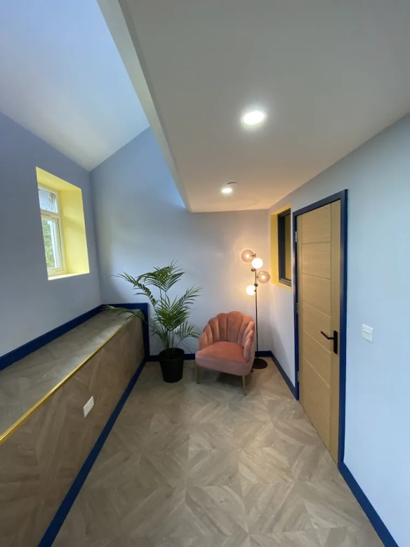 Aaron Wise - 51 Fitzhamon Apartments