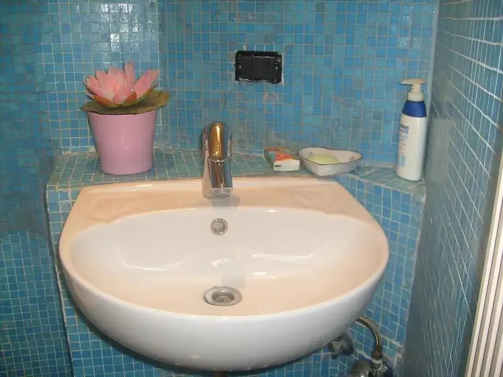 Cleopatras Smile - 3pax Cozy Room In Central Rome With Private Bathroom -