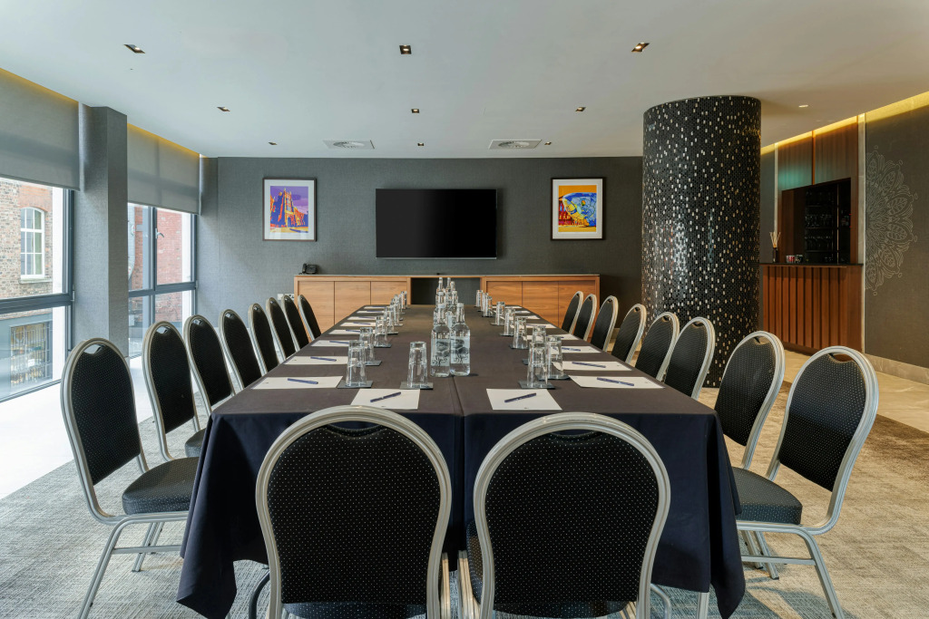 DoubleTree by Hilton Belfast City Ten Square