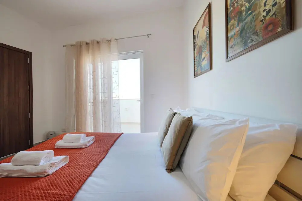Cosy 1 BD Penthouse in Bugibba - Corner Terrace with Sea Views