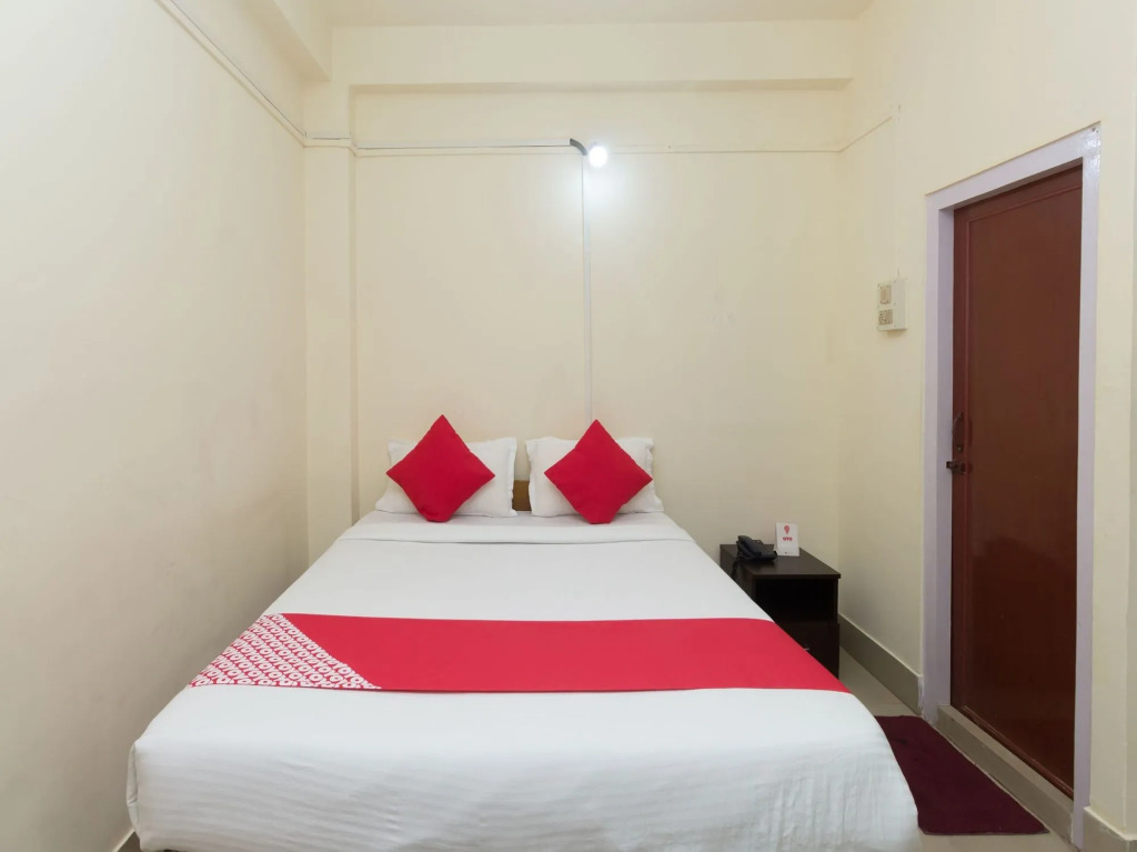 Shree Krishna Guest House By OYO Rooms