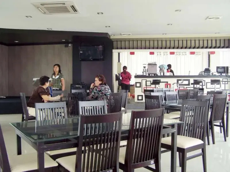 Grand Global Hotel