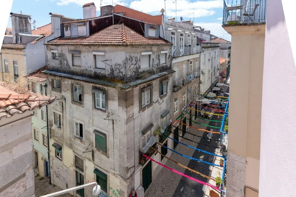 Portas Do Bairro