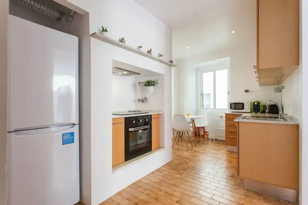 Lisbon Inn Bica Suites
