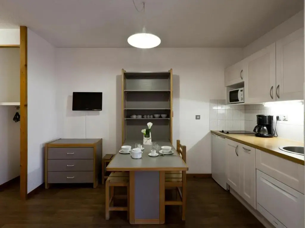 Appartement Brides-les-Bains, 1 pièce, 2 personnes - FR-1-512-114