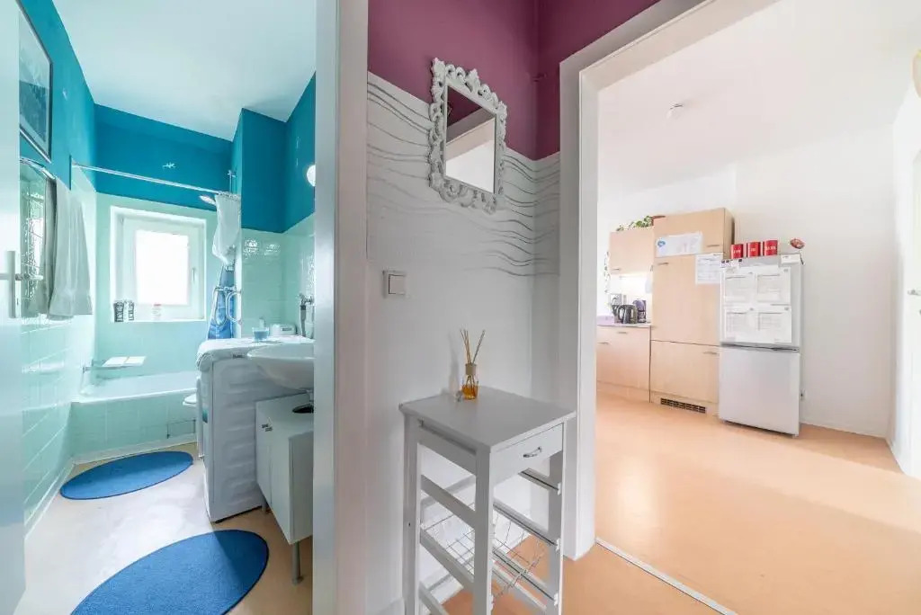 ID 6785 | Private Apartment