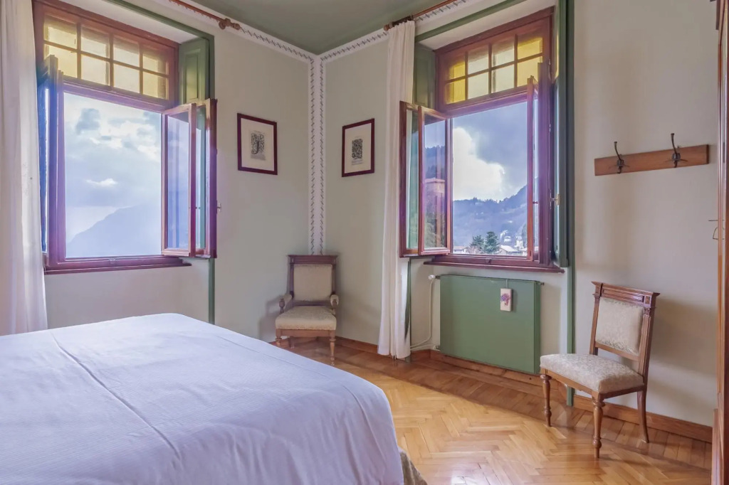 Family Villa with Stunning Lake View by Wonderful Italy