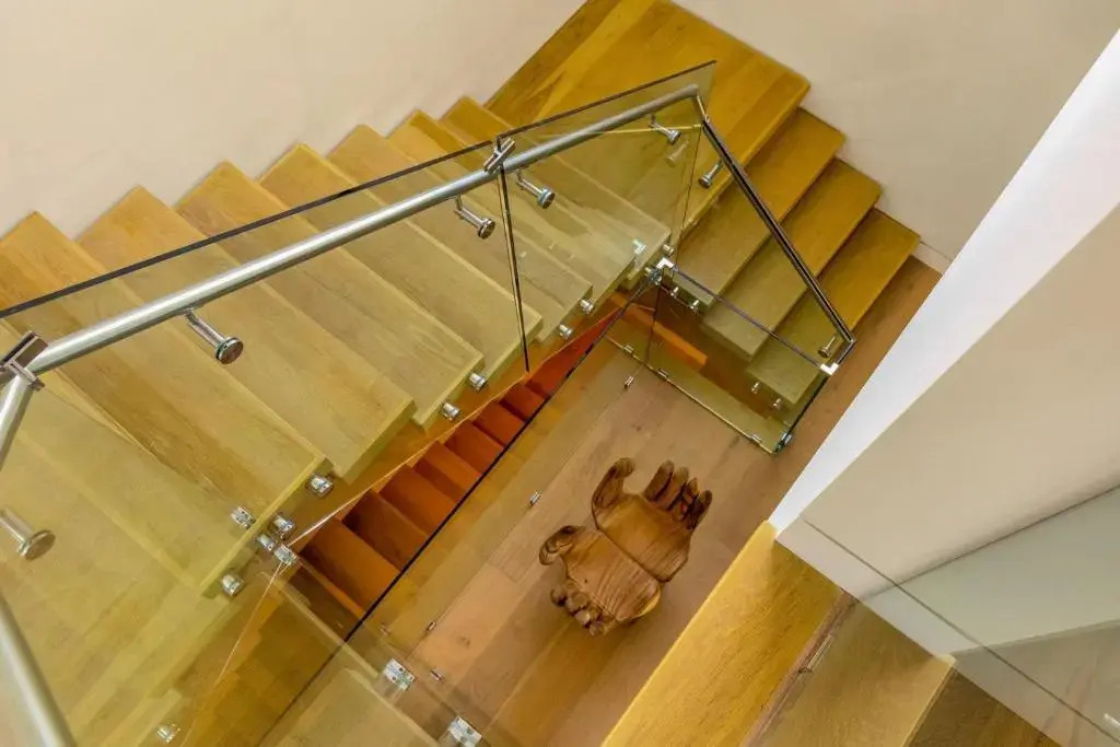 Curson Modern