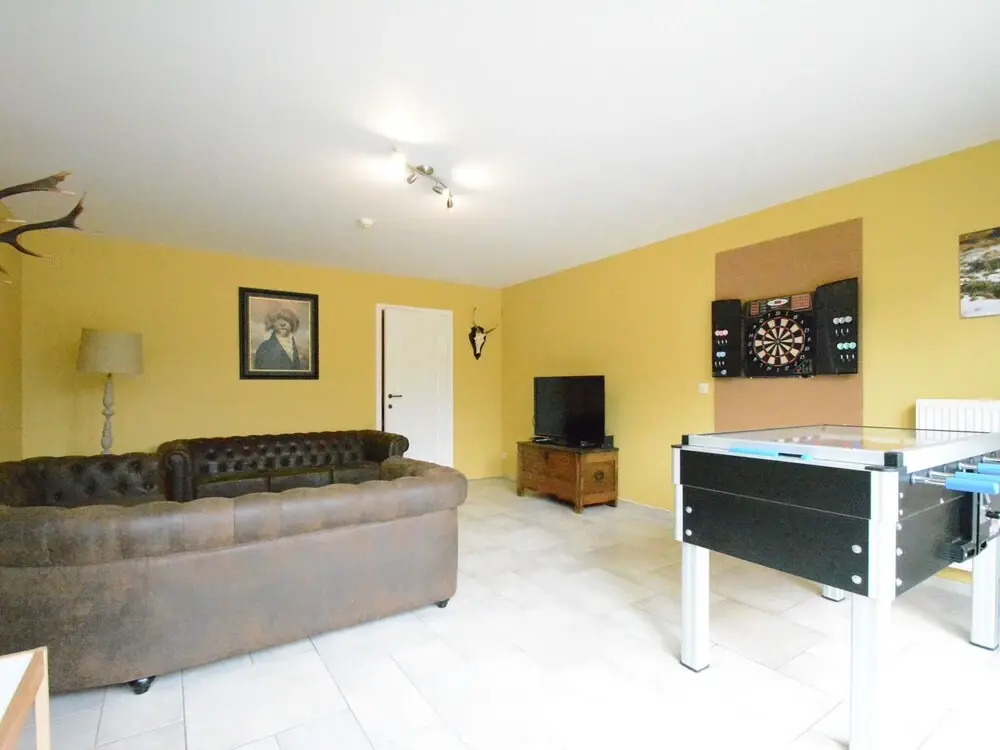 Comfortable Holiday Home With Sauna and Lots of Games in Érezée