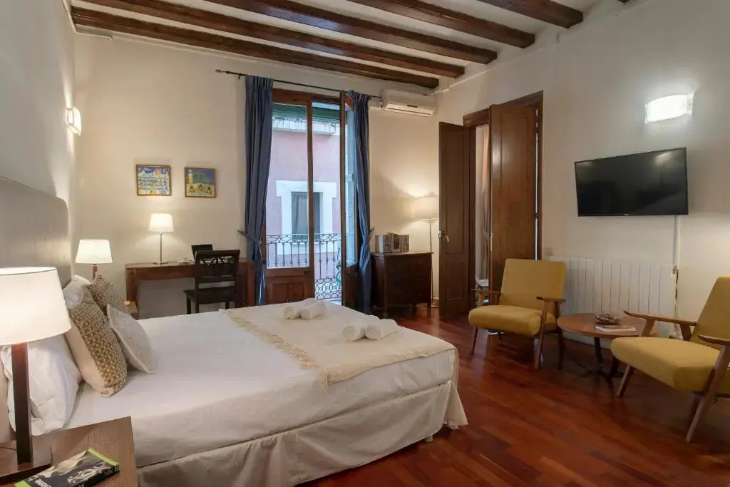 Habitat Apartments Ferran