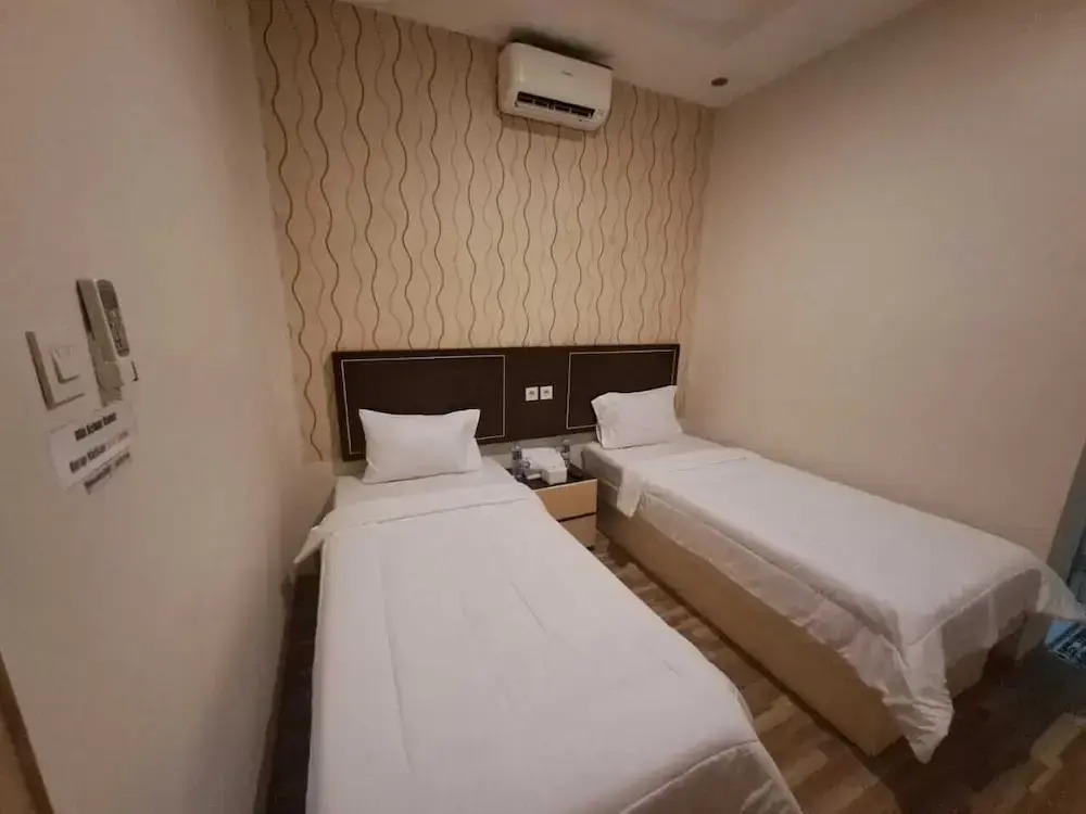 OYO 92944 Luna Guest House