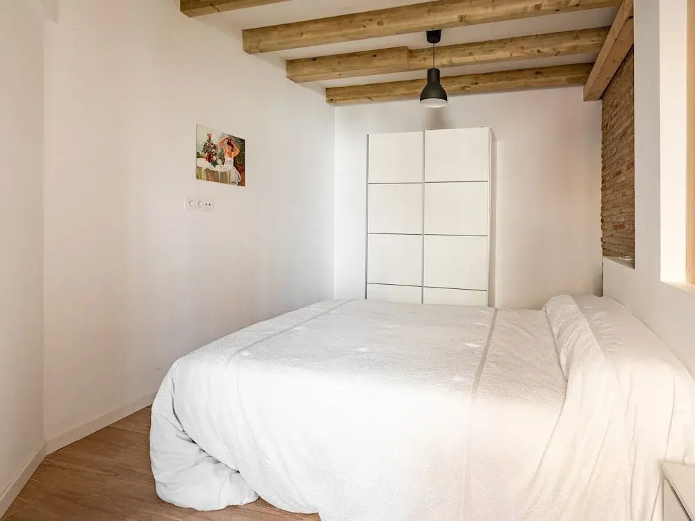Elegant Holiday Home in Valencia near Sea Beach