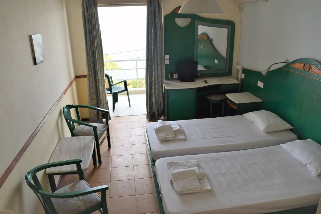 SUN HOTEL KINETA Beach Front